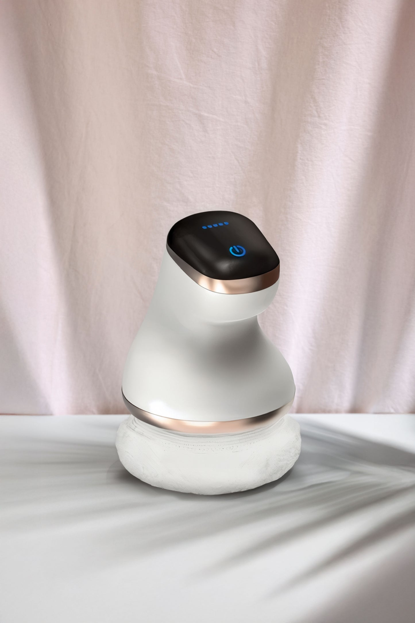 Bodysculpt exposer sur une table blanc